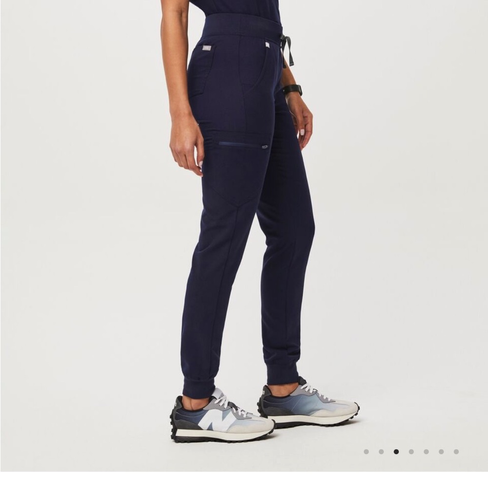 Figs Navy Joggers - Small petite
